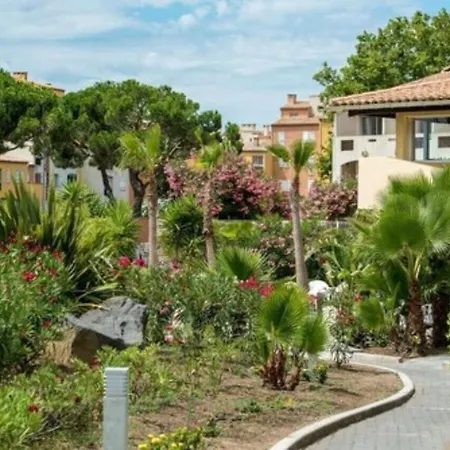 Agathea Aparthotel 3*